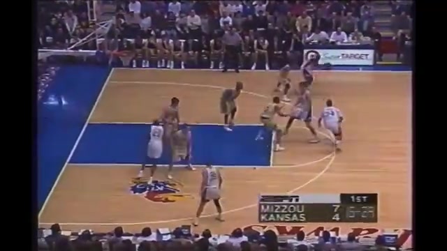 青涩的真理皮尔斯97年NCAA砍下22分集锦球风一直这么老道