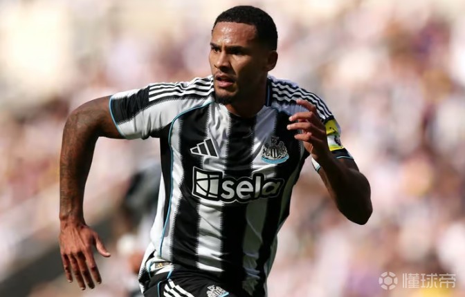 TA：在为纽卡效力超10年后，队长拉塞尔斯将离队加盟蓝狐