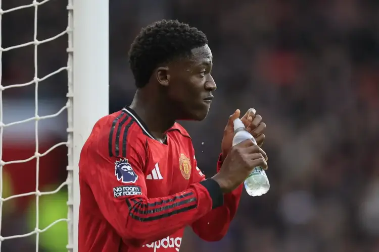 莱因克尔：梅努是英格兰上届大赛表现最好的，有资格竞争主力