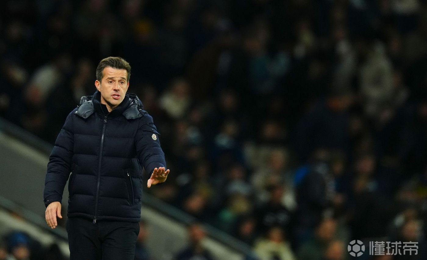 马尔科-席尔瓦15次战曼联输9场，仅对阵曼城时输球场次更多