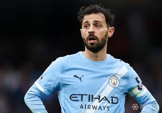 B席迎来第16次英超对阵利物浦的比赛，为曼城队史最多