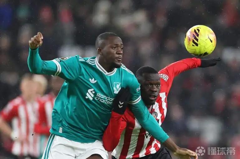 TA：利物浦尚未放弃与科纳特续约，雅凯可能取代他或与他竞争